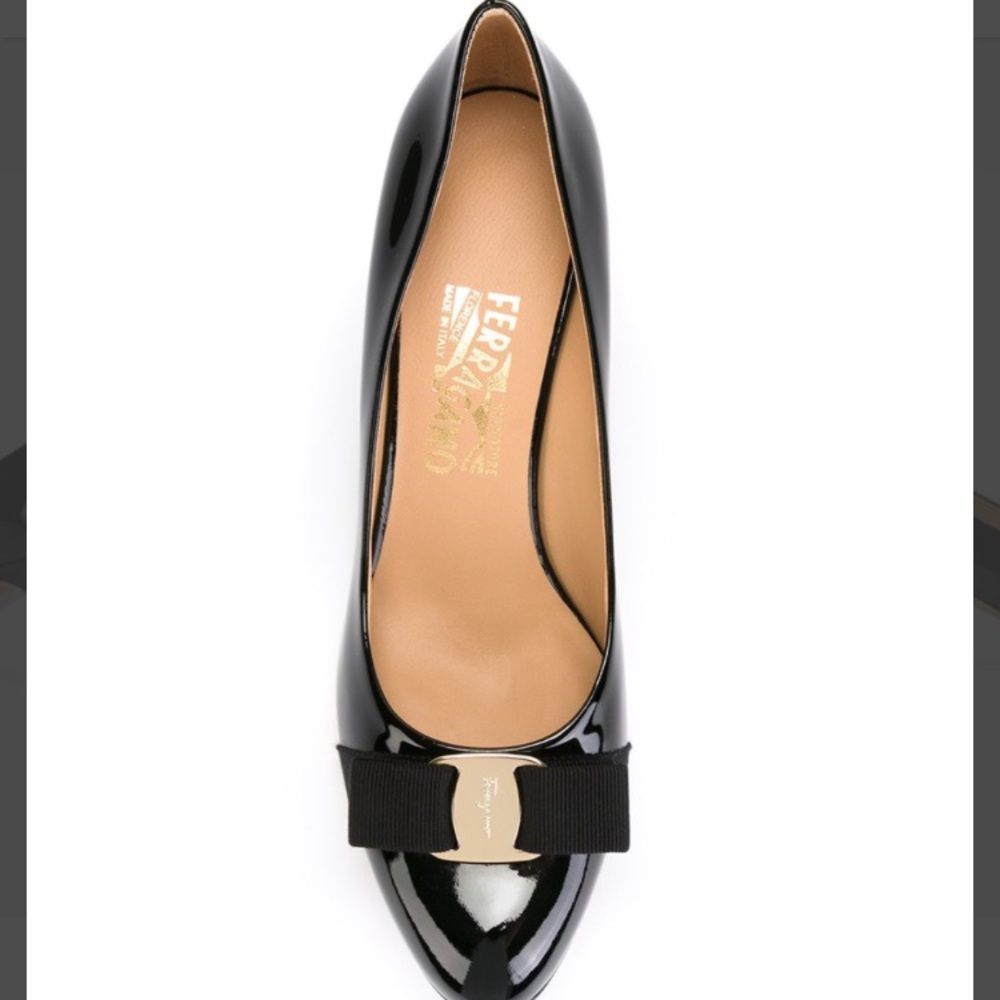 Salvatore Ferragamo black patent leather "Carla" pumps
